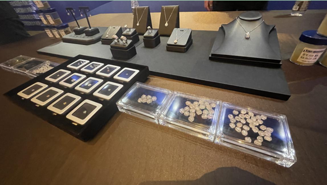 宝石级人造金刚石将迎来春天第七届中国超硬材料产业发展大会在郑州